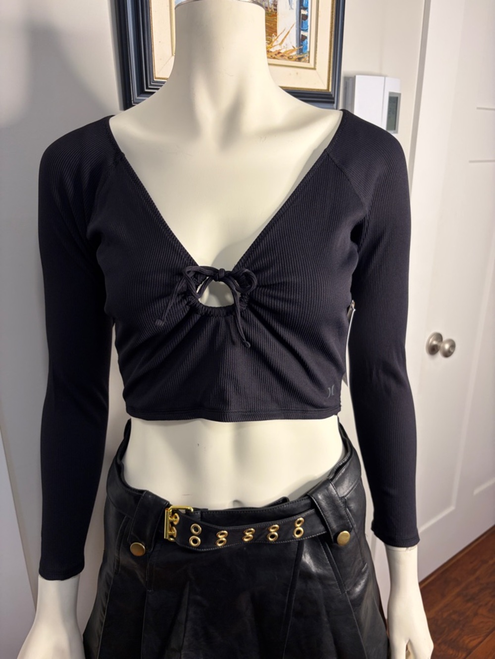 Hurley Black Long-Sleeve Crop Top with Front Tie